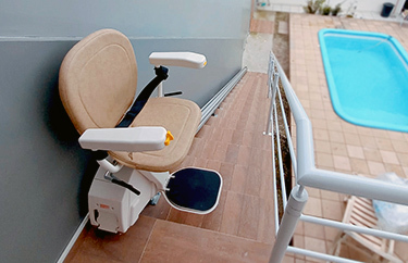 CARE - Outdoor Stairlift
